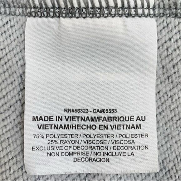 Nike Women’s Size Medium Dri-Fit Cowl Neck Long Sleeves - Picture 13 of 14